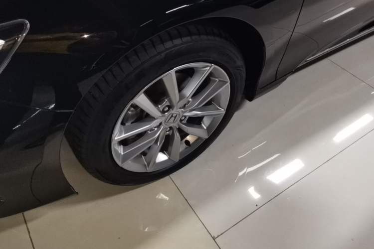 Used Honda Accord 2022 260TURBO Luxury Edition Left Front Wheel Hub
