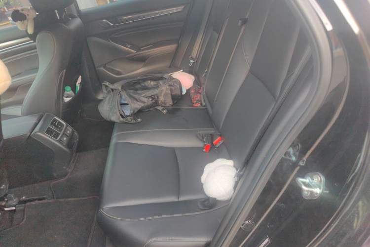Used Honda Accord 2022 260TURBO Phantom Night · Prestige Edition Left Rear Seat