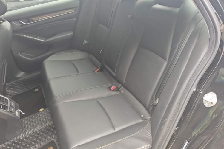 Used Honda Accord 2022 260TURBO Phantom Night · Prestige Edition Left Rear Seat