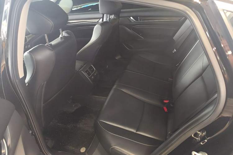 Used Honda Accord 2022 260TURBO Phantom Night · Prestige Edition Left Rear Seat