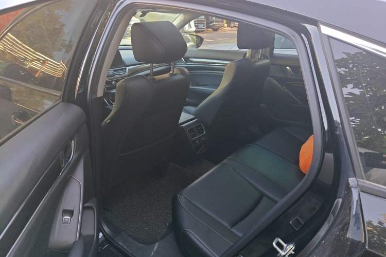 Used Honda Accord 2022 260TURBO Phantom Night · Prestige Edition Left Rear Seat