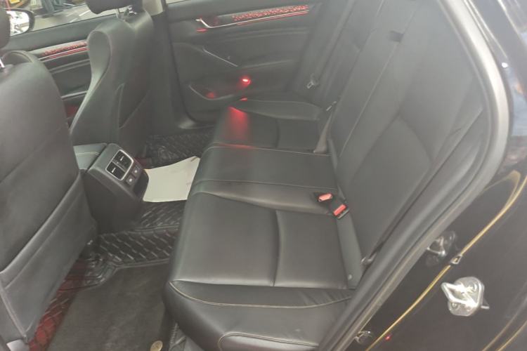 Used Honda Accord 2022 260TURBO Phantom Night · Prestige Edition Left Rear Seat