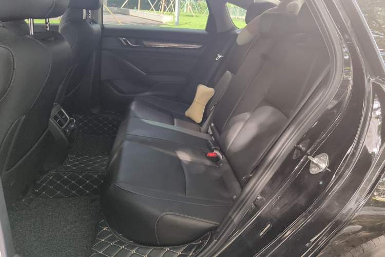 Used Honda Accord 2022 260TURBO Phantom Night · Prestige Edition Left Rear Seat