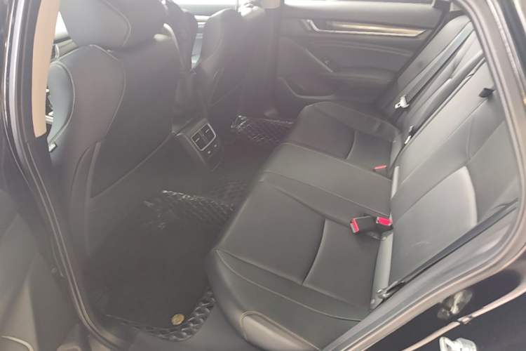 Used Honda Accord 2022 260TURBO Phantom Night · Prestige Edition Left Rear Seat