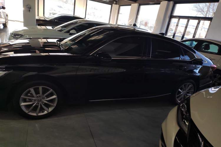 Used Honda Accord 2022 260TURBO Luxury Edition Left Side