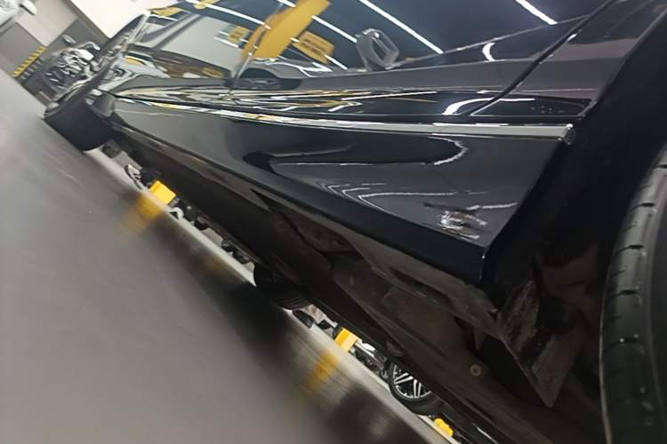 Used Honda Accord 2022 260TURBO Phantom Night · Prestige Edition Left Side Sill