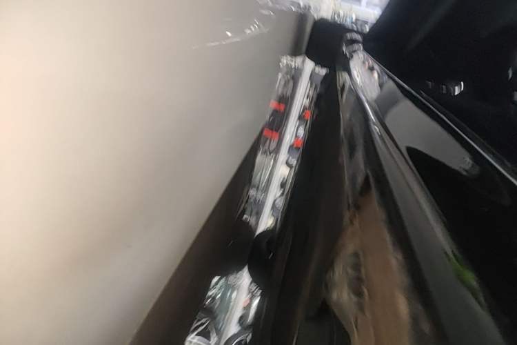 Used Honda Accord 2022 260TURBO Phantom Night · Prestige Edition Left Side Sill