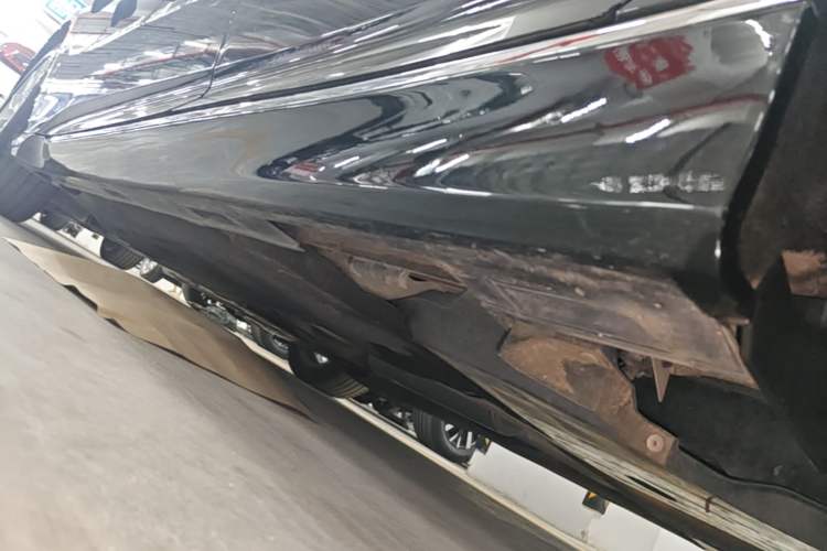 Used Honda Accord 2022 260TURBO Luxury Edition Left Side Sill