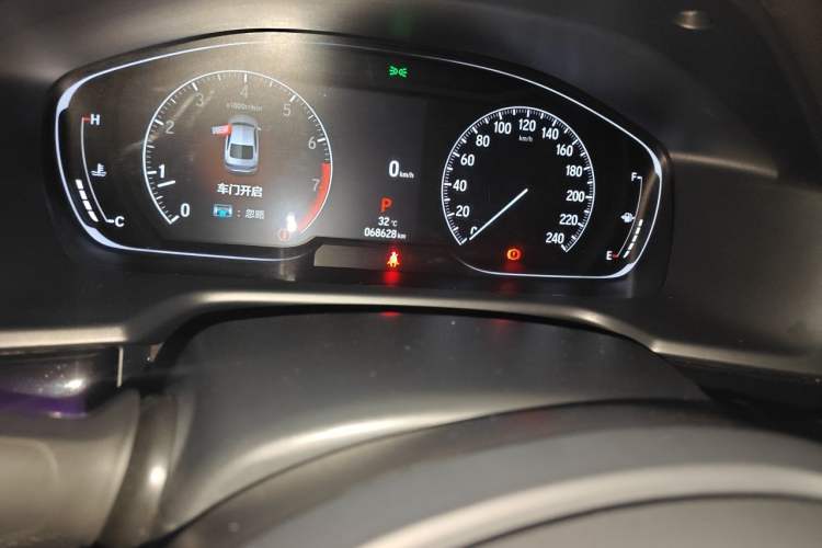 Used Honda Accord 2022 260TURBO Luxury Edition Odometer Close Up