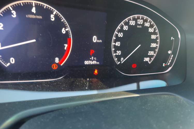 Used Honda Accord 2022 260TURBO Luxury Edition Odometer Close Up