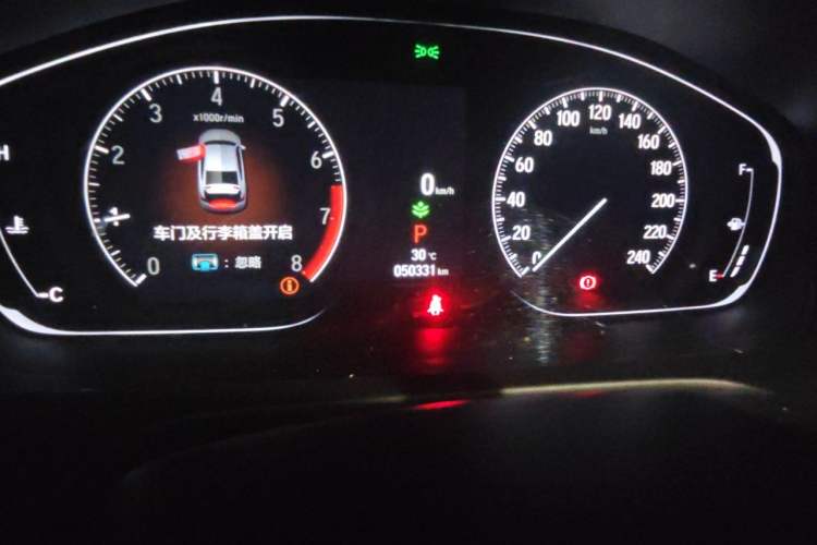 Used Honda Accord 2022 260TURBO Luxury Edition Odometer Close Up