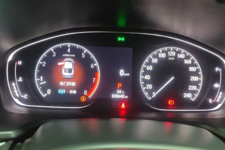 Used Honda Accord 2022 260TURBO Luxury Edition Odometer Close Up
