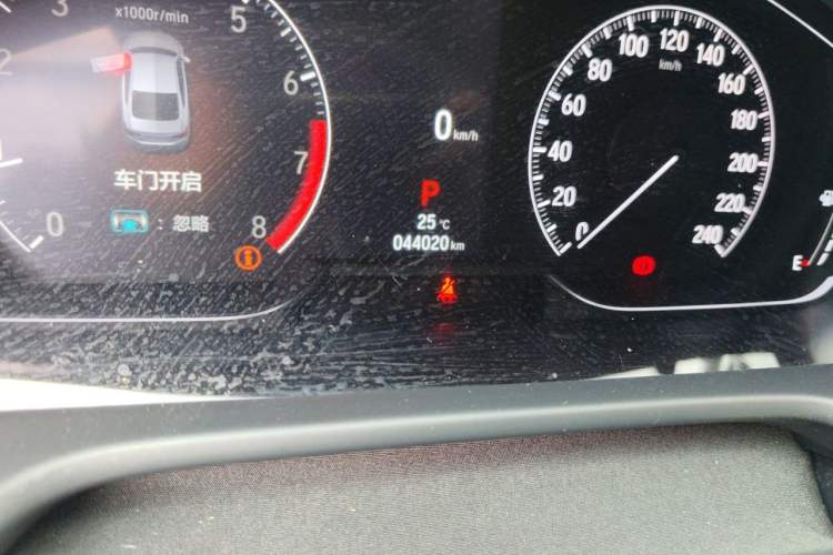 Used Honda Accord 2022 260TURBO Luxury Edition Odometer Close Up