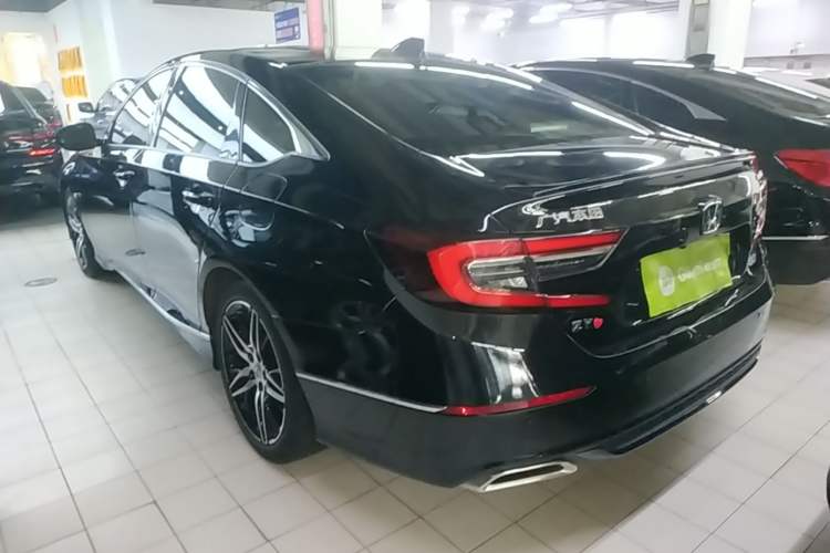 Used Honda Accord 2022 260TURBO Phantom Night · Prestige Edition Rear Left 45 Deg