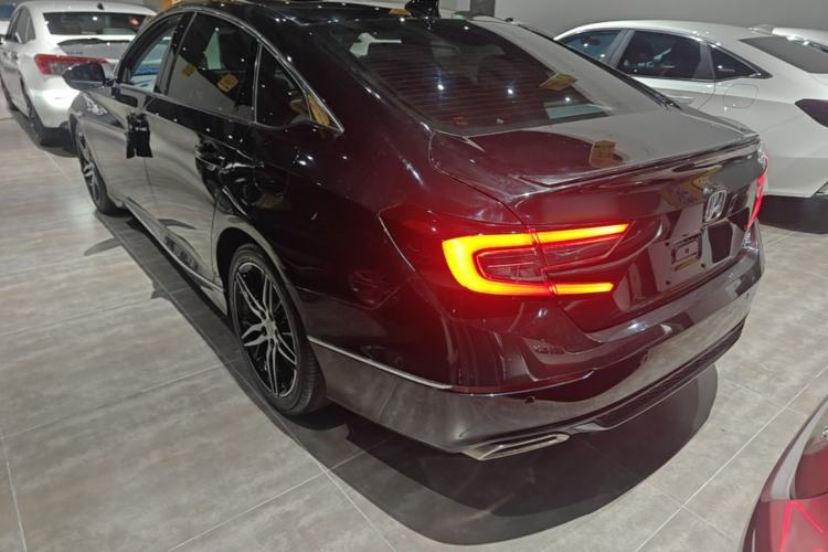 Used Honda Accord 2022 260TURBO Phantom Night · Prestige Edition Rear Left 45 Deg