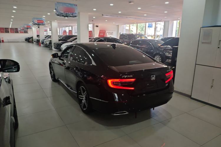 Used Honda Accord 2022 260TURBO Phantom Night · Prestige Edition Rear Left 45 Deg