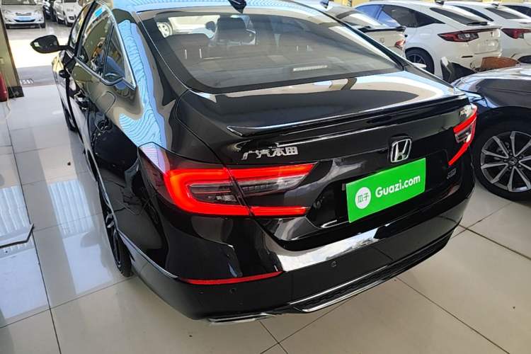 Used Honda Accord 2022 260TURBO Phantom Night · Prestige Edition Rear Left 45 Deg