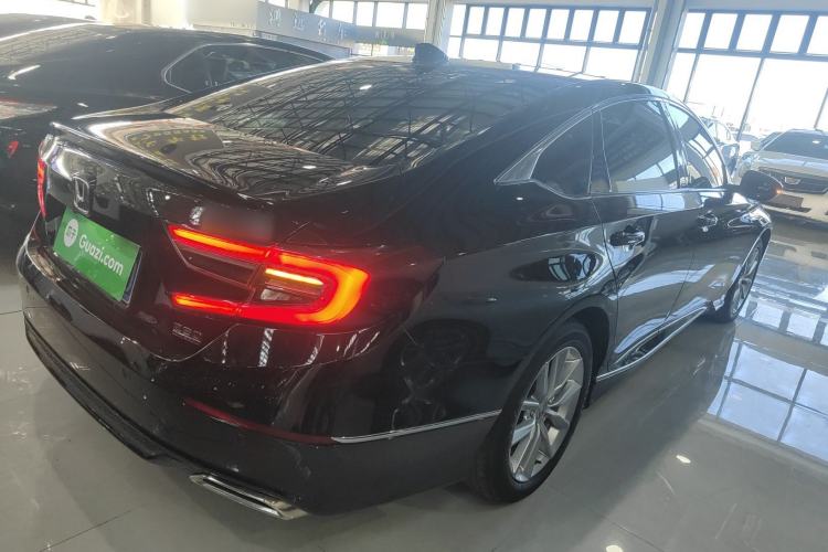 Used Honda Accord 2022 260TURBO Luxury Edition Rear Right 45 Deg