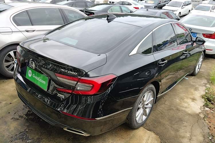 Used Honda Accord 2022 260TURBO Luxury Edition Rear Right 45 Deg