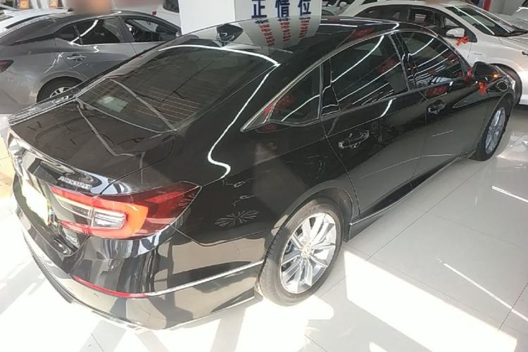Used Honda Accord 2022 260TURBO Luxury Edition Rear Right 45 Deg