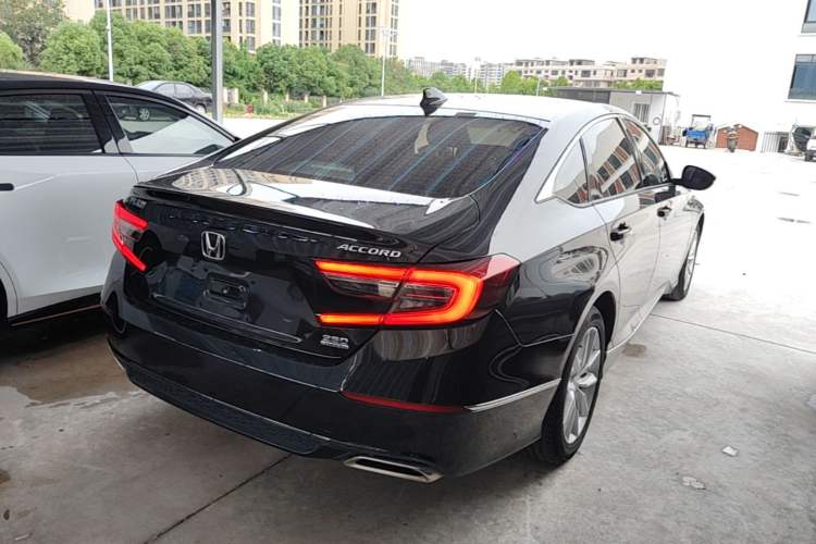 Used Honda Accord 2022 260TURBO Luxury Edition Rear Right 45 Deg