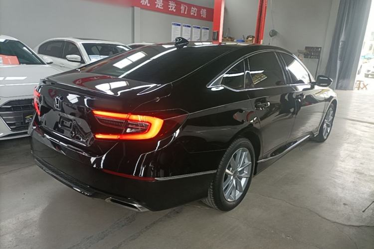 Used Honda Accord 2022 260TURBO Luxury Edition Rear Right 45 Deg