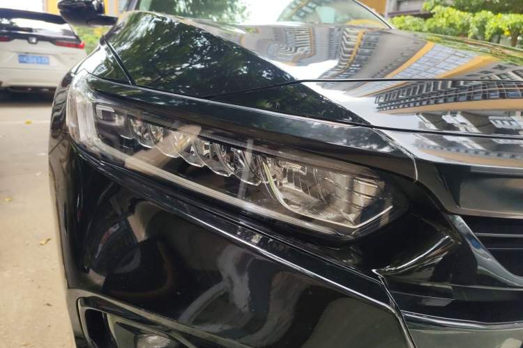 Used Honda Accord 2022 260TURBO Luxury Edition Right Front Headlight