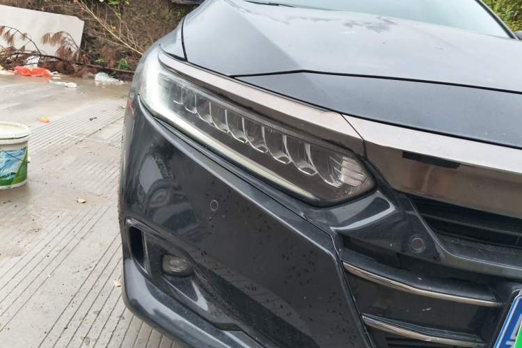 Used Honda Accord 2022 260TURBO Phantom Night · Prestige Edition Right Front Headlight