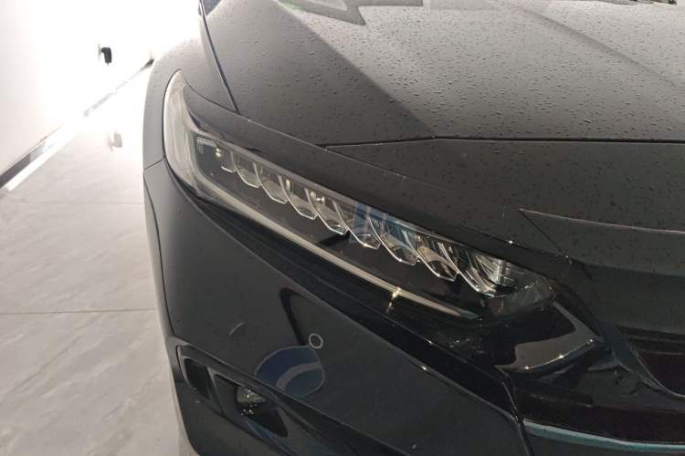 Used Honda Accord 2022 260TURBO Phantom Night · Prestige Edition Right Front Headlight