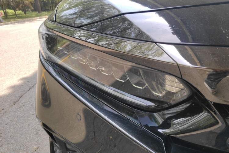 Used Honda Accord 2022 260TURBO Phantom Night · Prestige Edition Right Front Headlight