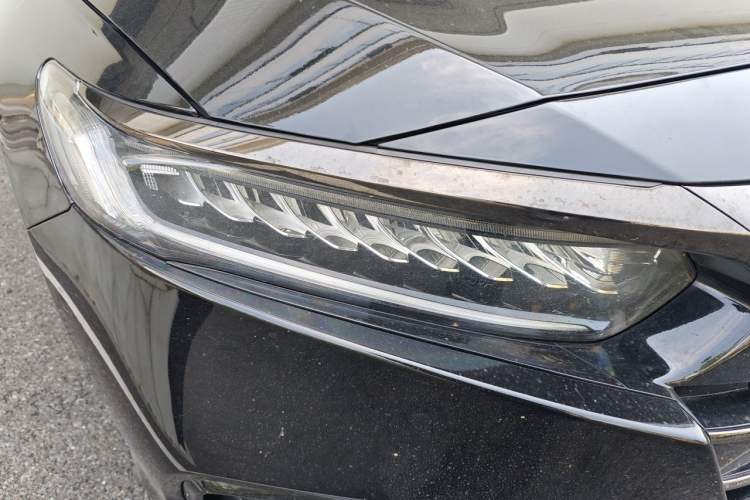 Used Honda Accord 2022 260TURBO Phantom Night · Prestige Edition Right Front Headlight