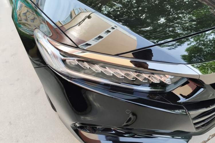 Used Honda Accord 2022 260TURBO Phantom Night · Prestige Edition Right Front Headlight