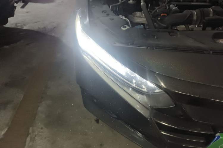 Used Honda Accord 2022 260TURBO Phantom Night · Prestige Edition Right Front Headlight