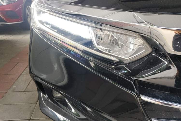 Used Honda Accord 2022 260TURBO Luxury Edition Right Front Headlight