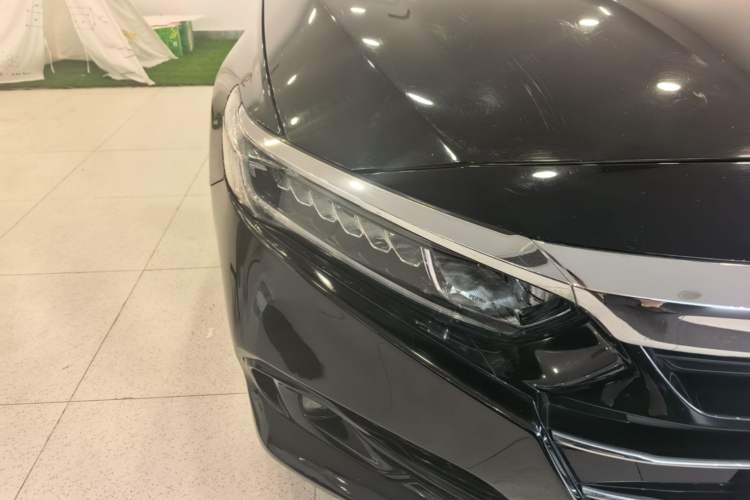 Used Honda Accord 2022 260TURBO Luxury Edition Right Front Headlight