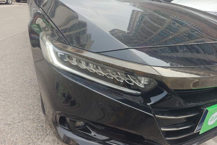 Used Honda Accord 2022 260TURBO Phantom Night · Prestige Edition Right Front Headlight