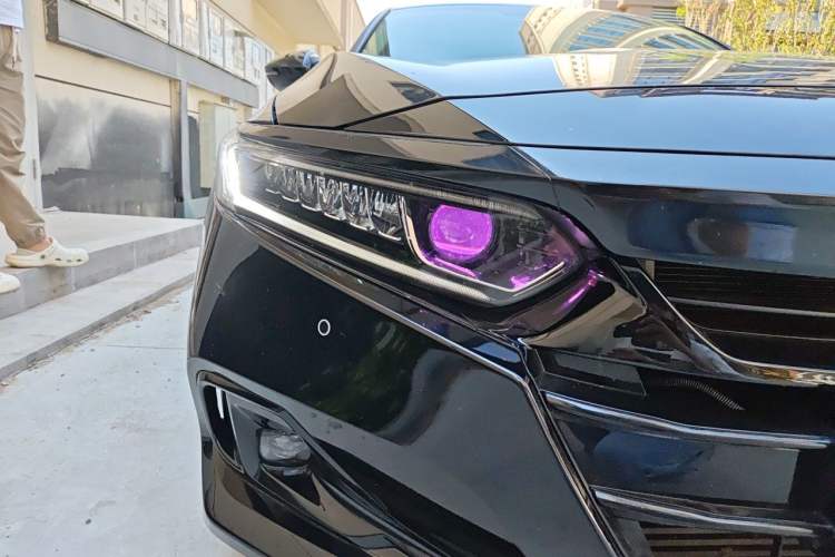 Used Honda Accord 2022 260TURBO Luxury Edition Right Front Headlight