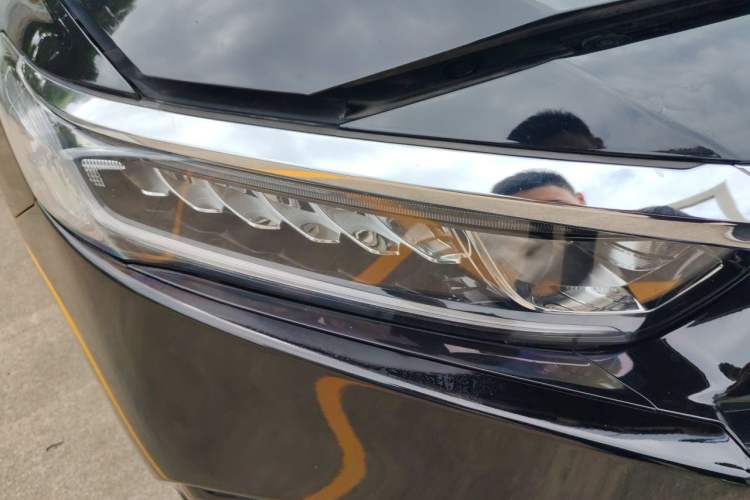 Used Honda Accord 2022 260TURBO Luxury Edition Right Front Headlight