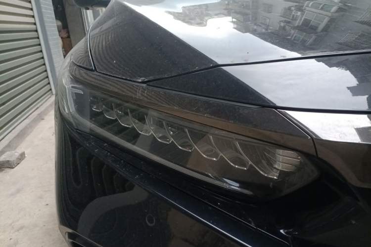 Used Honda Accord 2022 260TURBO Phantom Night · Prestige Edition Right Front Headlight
