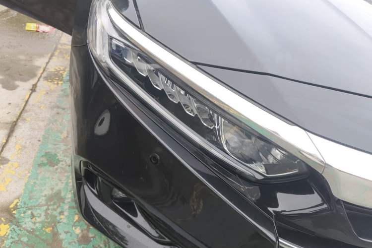 Used Honda Accord 2022 260TURBO Luxury Edition Right Front Headlight