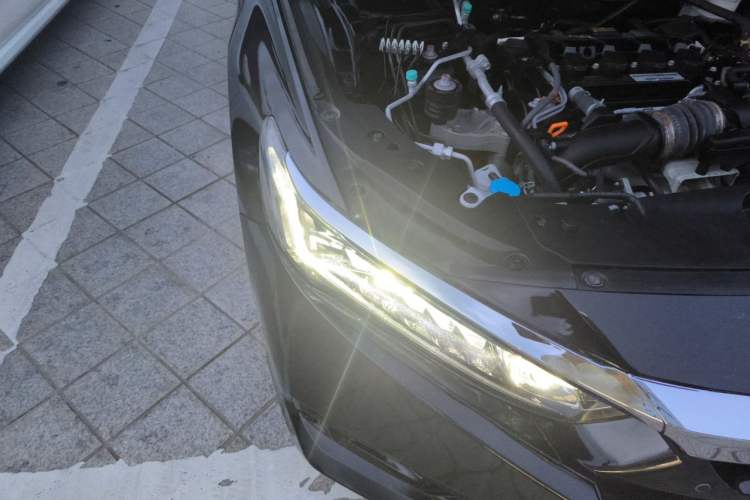 Used Honda Accord 2022 260TURBO Luxury Edition Right Front Headlight