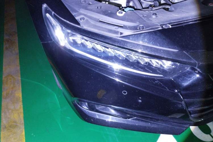 Used Honda Accord 2022 260TURBO Phantom Night · Prestige Edition Right Front Headlight