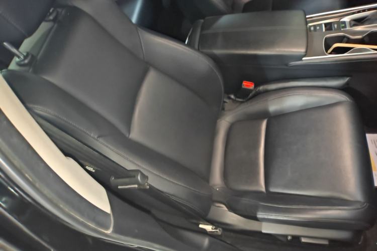 Used Honda Accord 2022 260TURBO Luxury Edition Right Front Seat