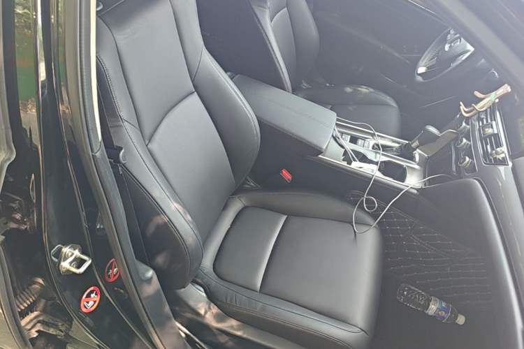 Used Honda Accord 2022 260TURBO Luxury Edition Right Front Seat