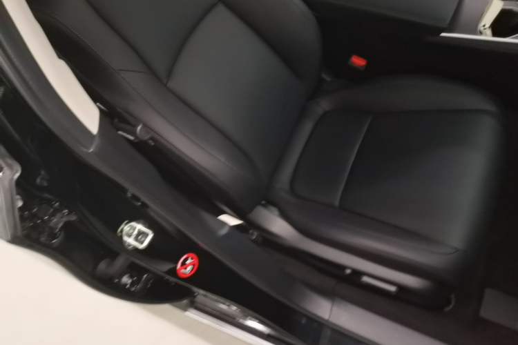 Used Honda Accord 2022 260TURBO Luxury Edition Right Front Seat