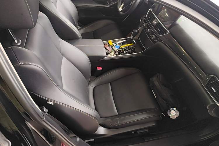 Used Honda Accord 2022 260TURBO Phantom Night · Prestige Edition Right Front Seat
