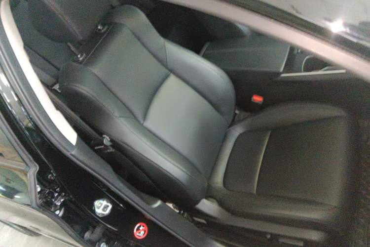 Used Honda Accord 2022 260TURBO Luxury Edition Right Front Seat
