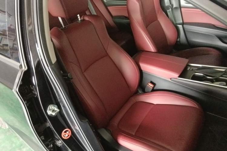 Used Honda Accord 2022 260TURBO Phantom Night · Prestige Edition Right Front Seat