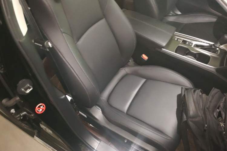 Used Honda Accord 2022 260TURBO Luxury Edition Right Front Seat