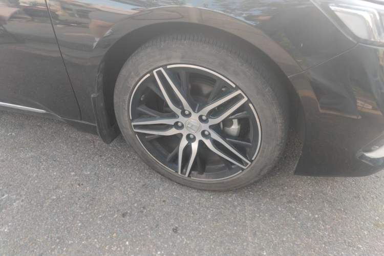 Used Honda Accord 2022 260TURBO Phantom Night · Prestige Edition Right Front Wheel Hub